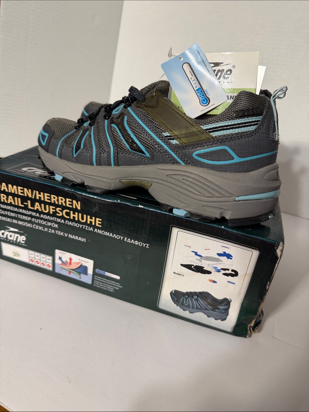 Men's Athletic Trail Shoes - Gray with Teal Accents